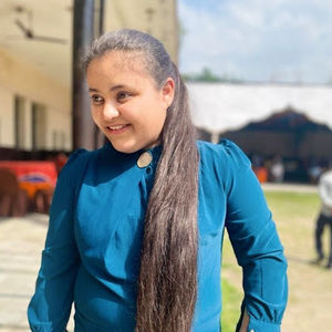 Meet your Posher, Sonali